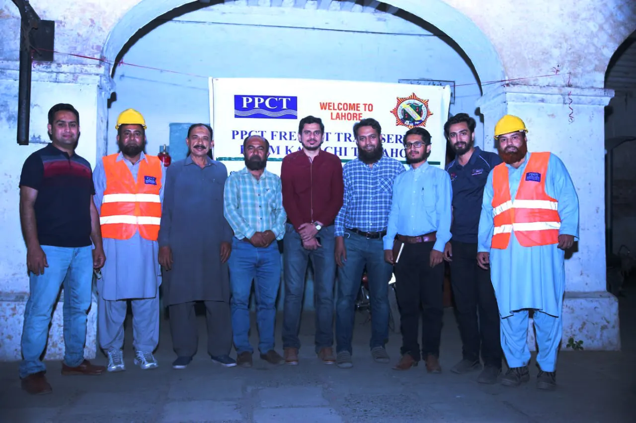 AGM Ahmer Jabbar with Team